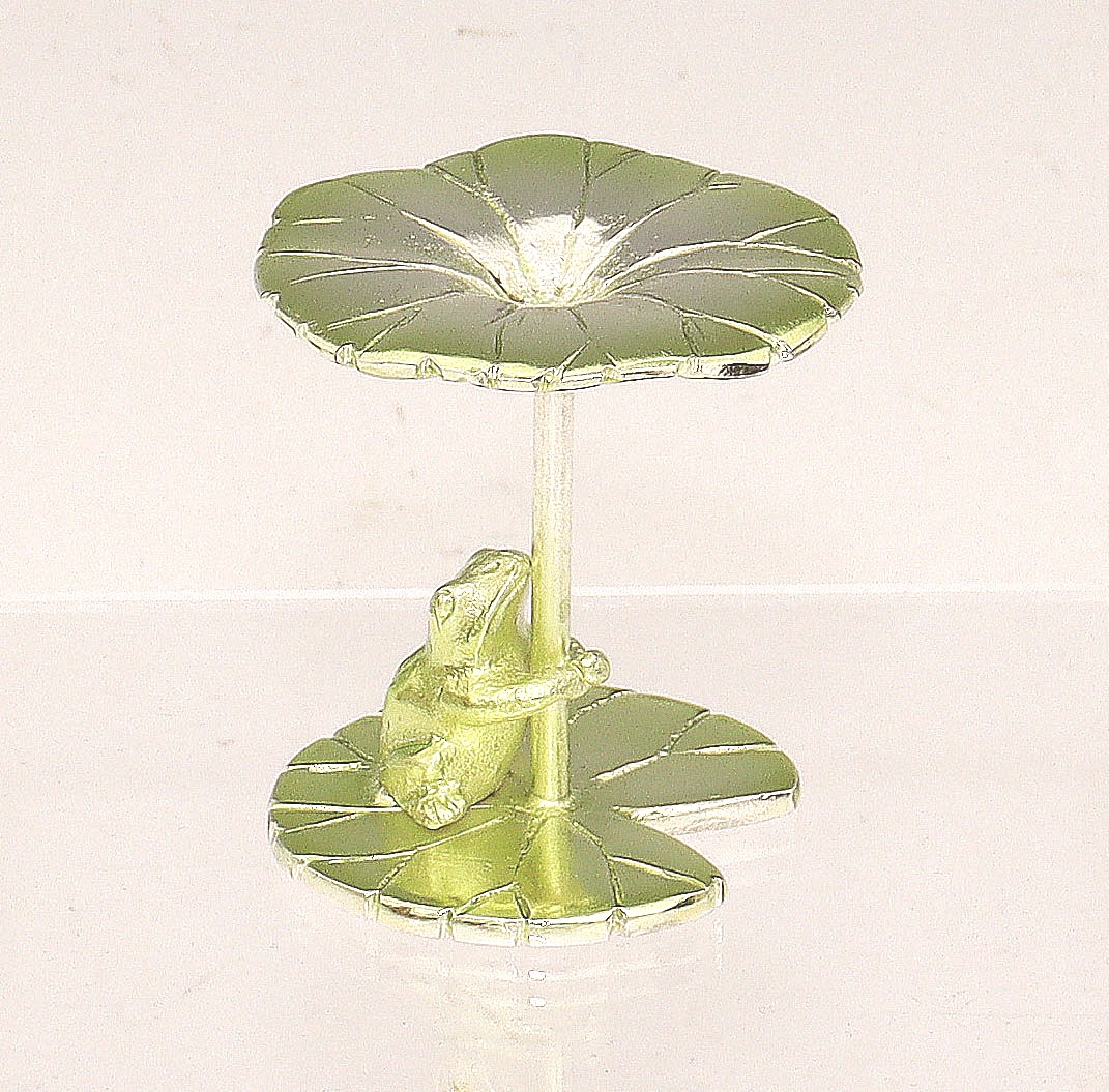 唐銅蓋置　雨宿り　蓮に蛙　木越清兵衛　桐箱